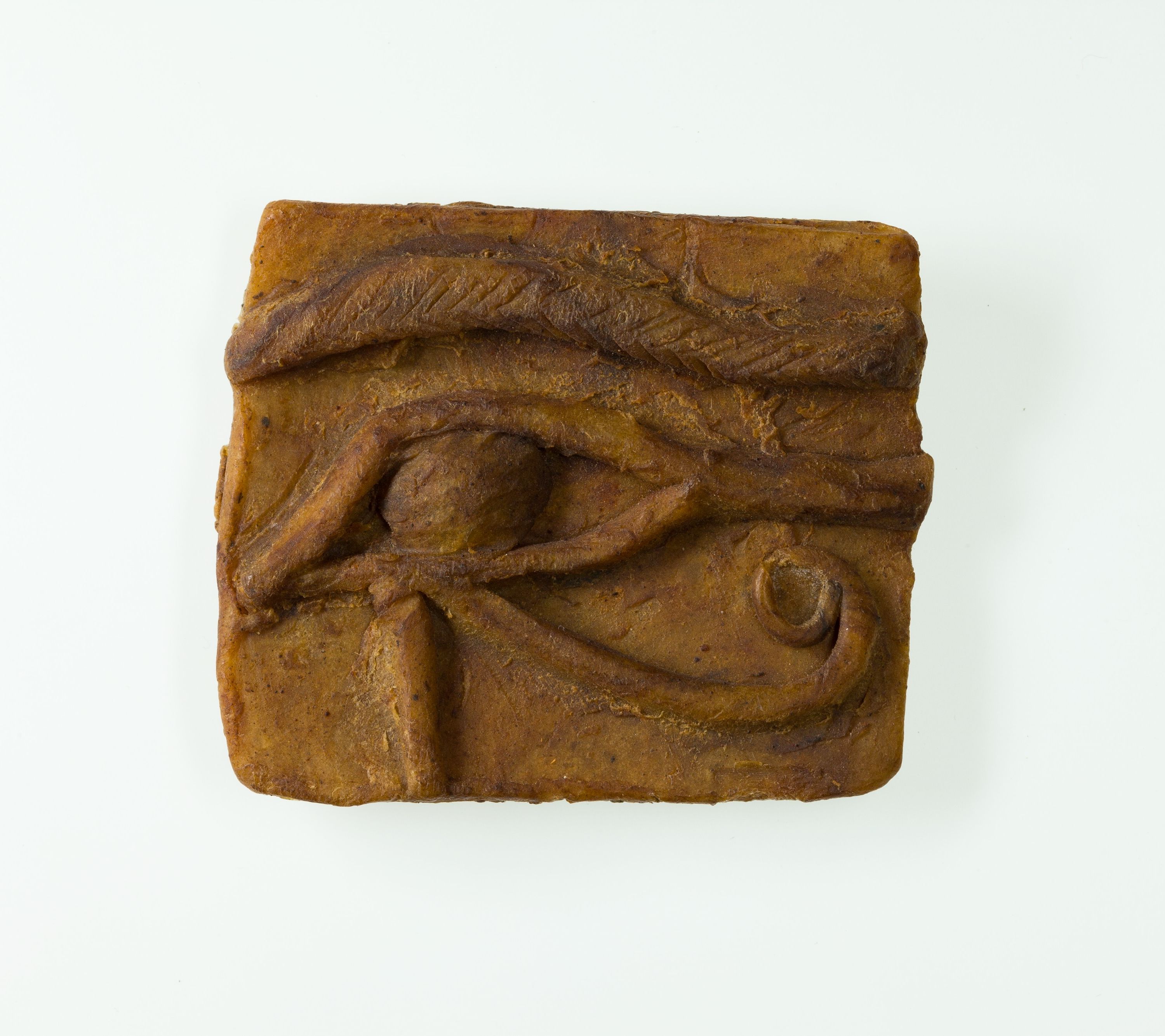 Wedjat Incision Plaque