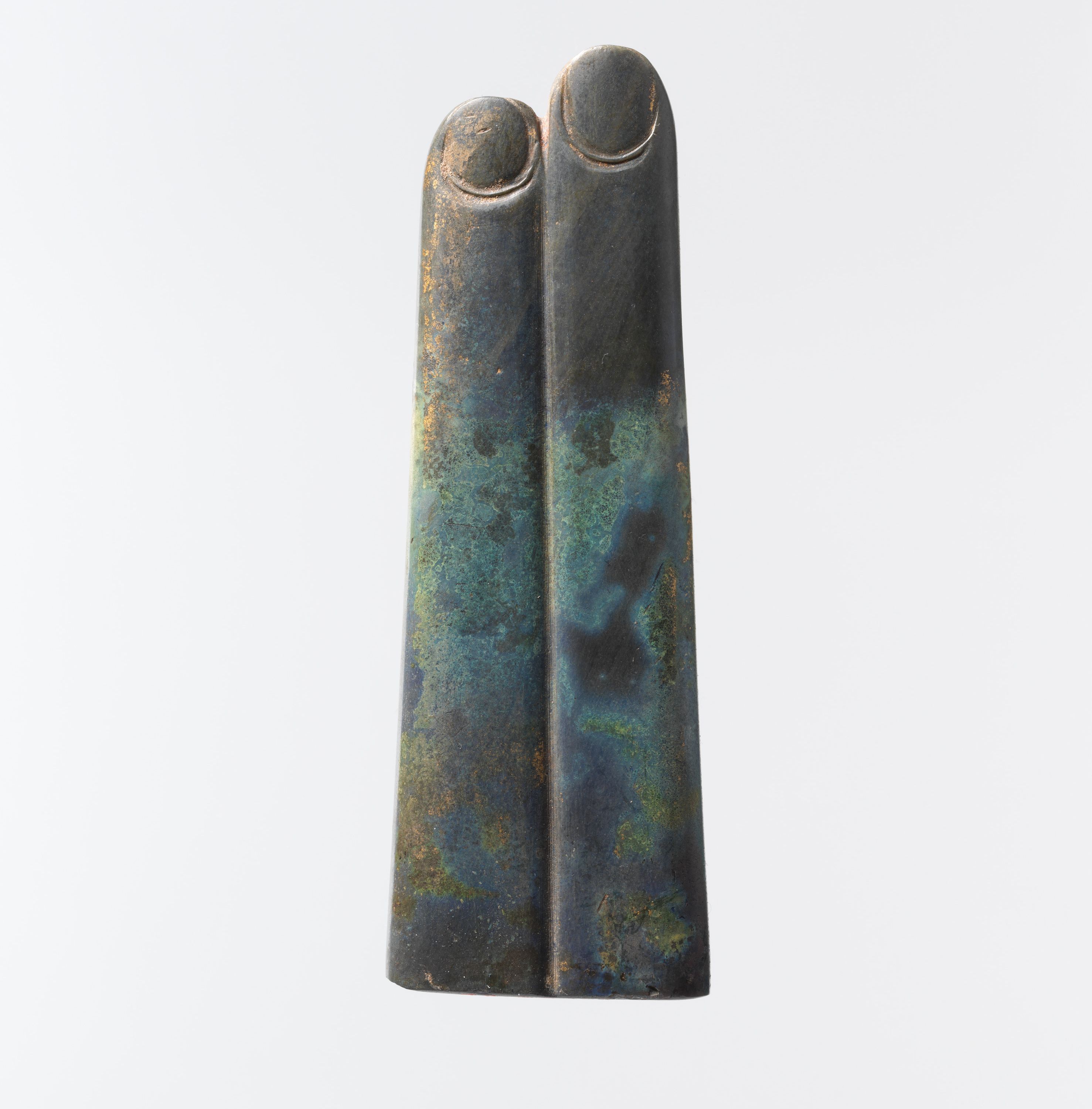 Two-finger amulet
