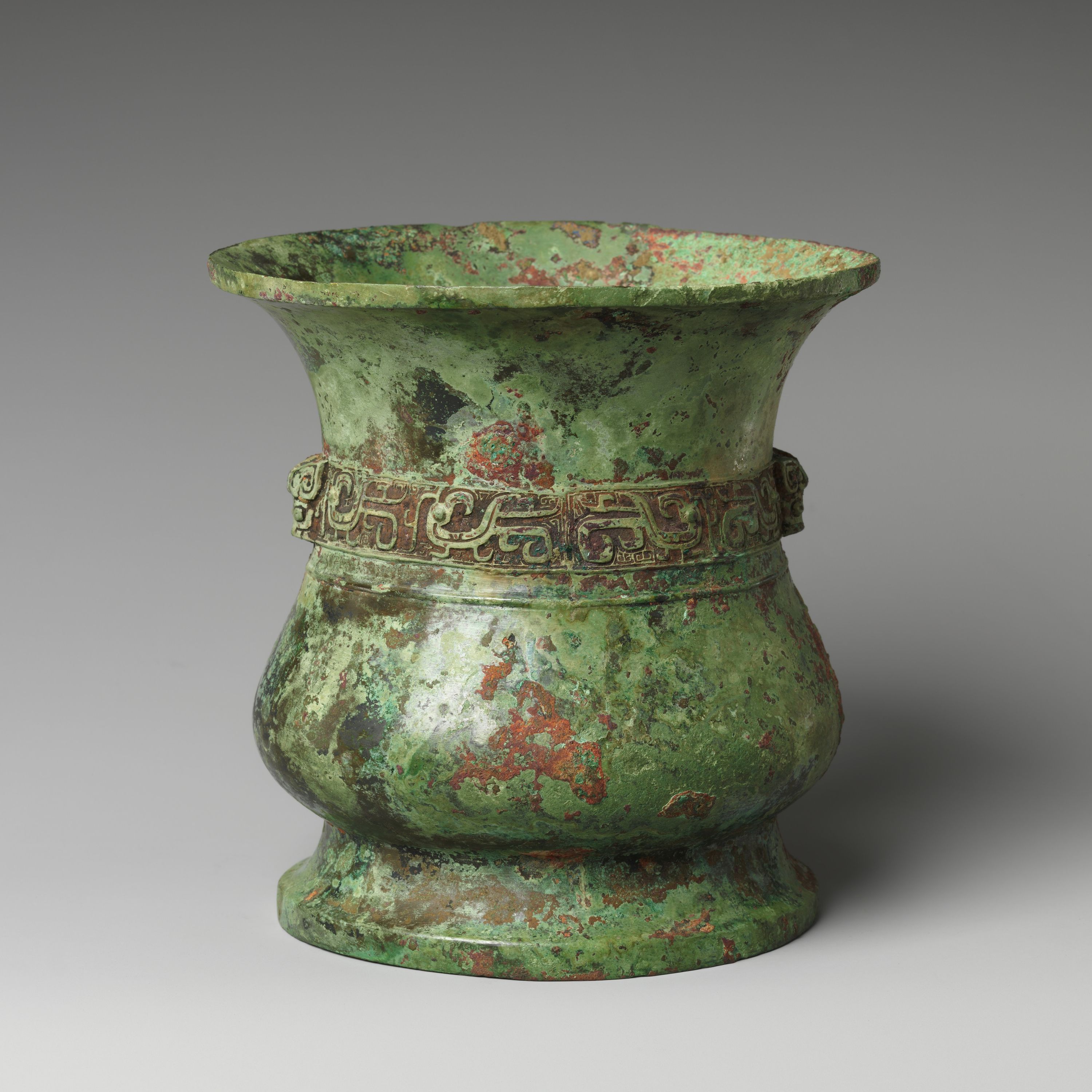 Wine container (zun)