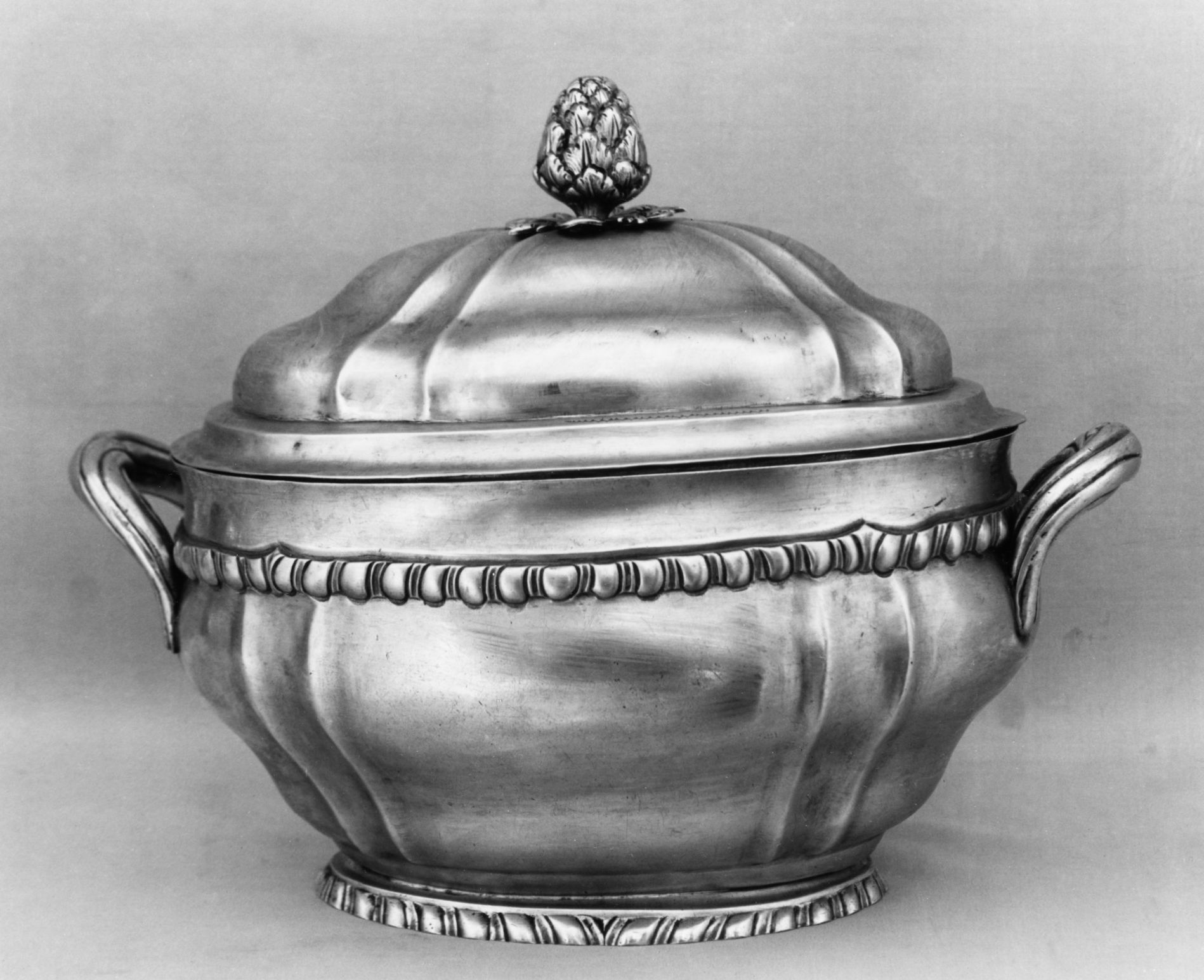 Tureen